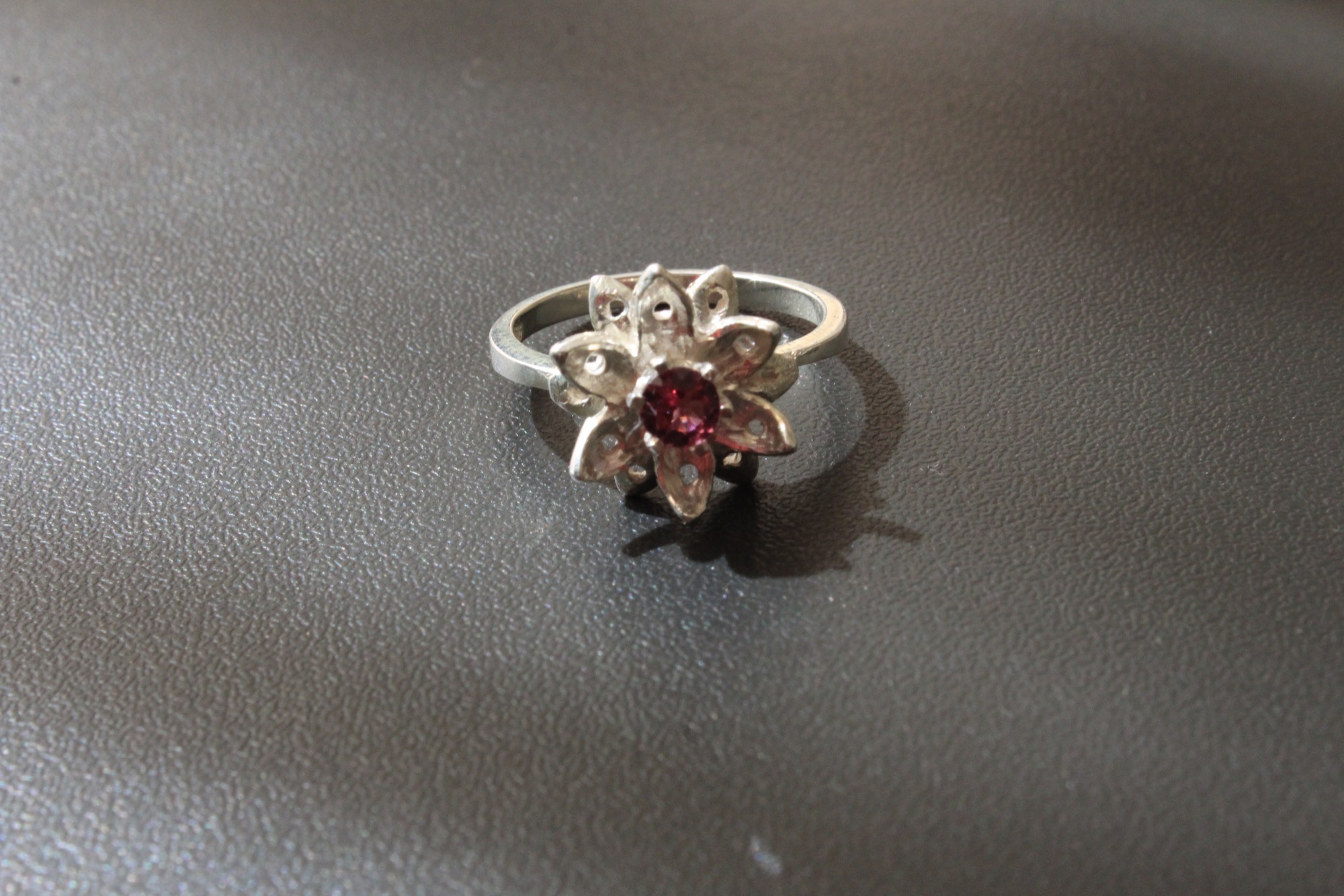 Anillo Flores